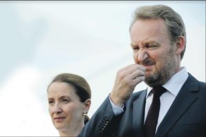 Svima je jasno da nešto smrdi sa diplomom Sebije Izetbegović