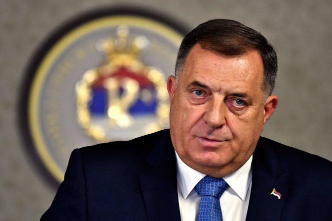 dodik portret grb rs