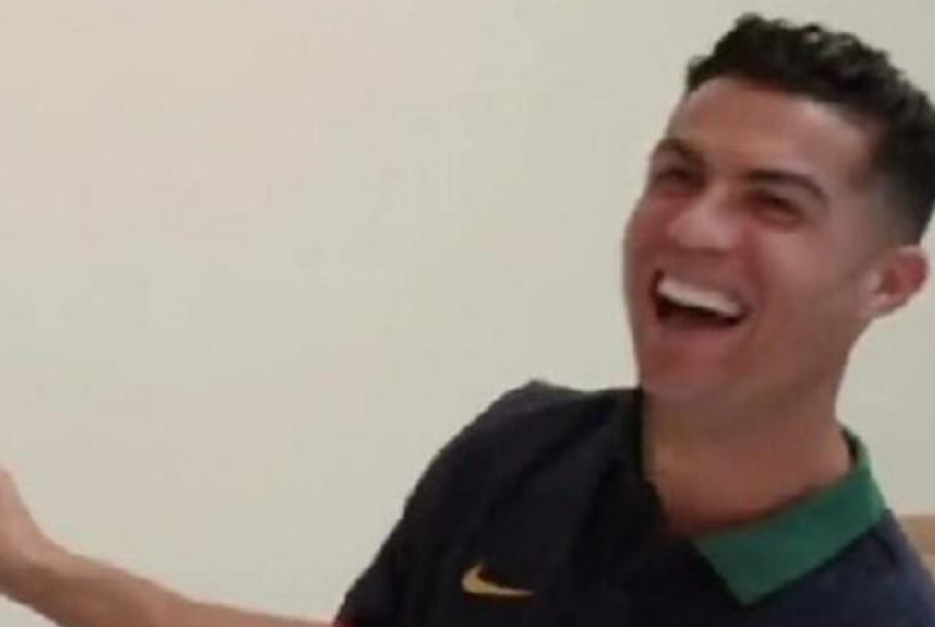 Cristiano Ronaldo se smijao crtežu koji je napravio