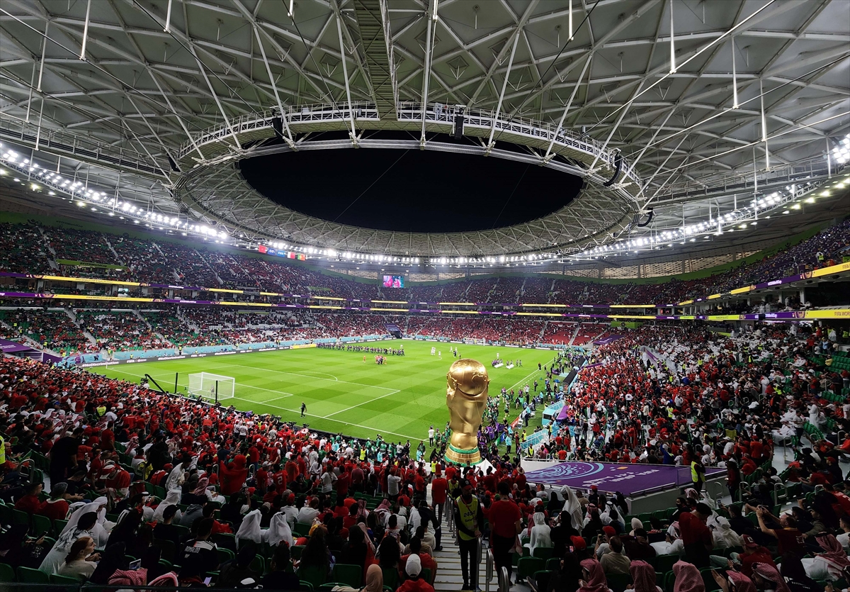 stadione Mundijala stadion u kataru tribine pune gledalaca