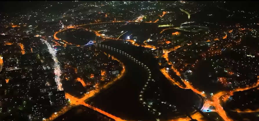 oduzima dah panoramski snimak sarajeva noću svjetla