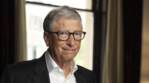 Bill Gates uložio je milione dolara u australsku kompaniju koja ima plan hraniti krave morskom travom kako bi manje podrigivale