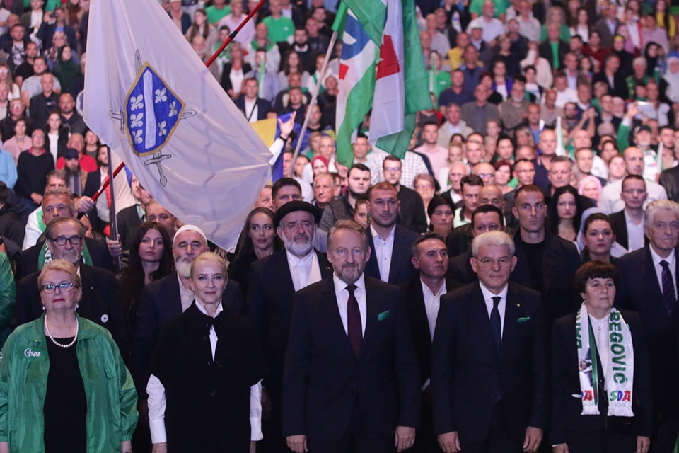 SDA pozvala na proteste