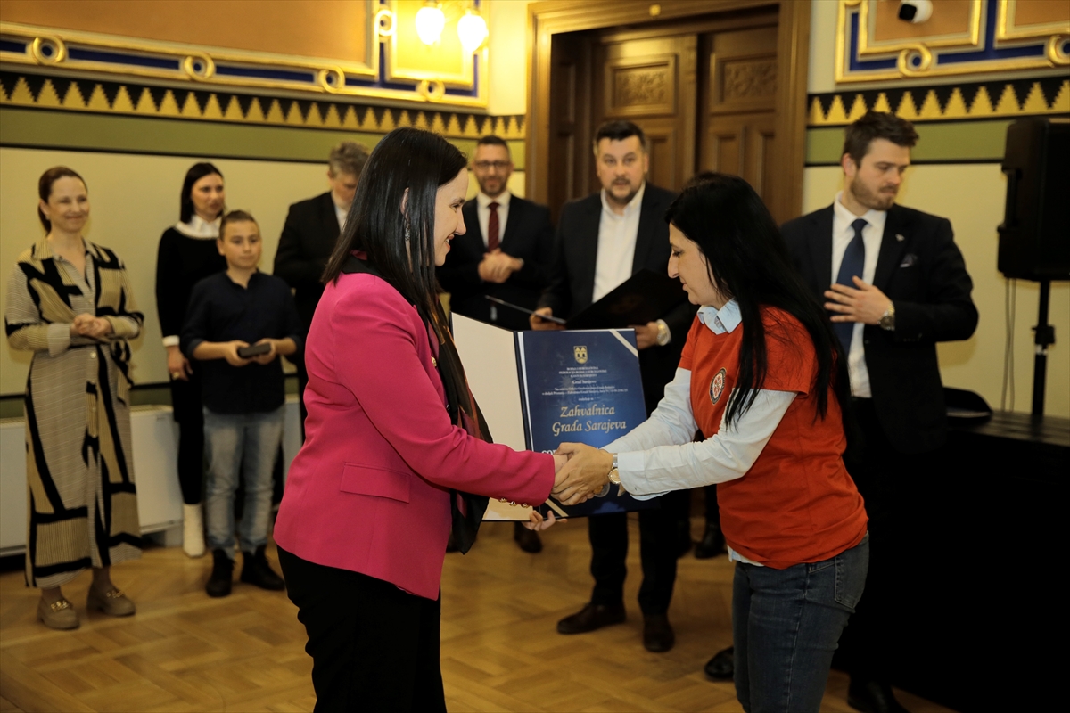 U sarajevskoj Vijećnici upriličen je prijem za bh. spasioce koji su učestvovali u akcijama traganja i spašavanja preživjelih na jugu Turske