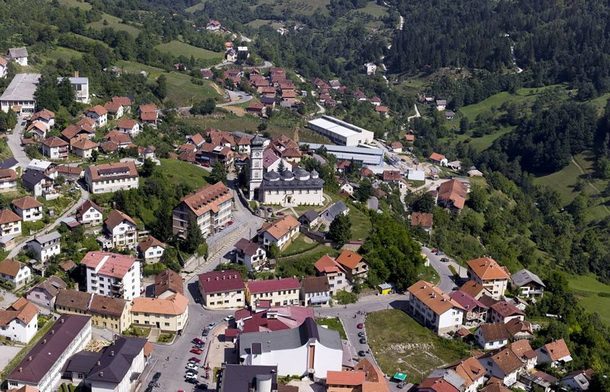 Zlatna groznica trese BiH čajniče panorama