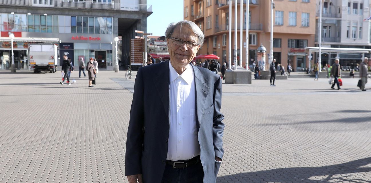 Travničani su beskrajno tužni zbog smrti legendarnog trenera Miroslava Ćire Blaževića, inače rođenog Travničanina, kazao je načelnik Travnika