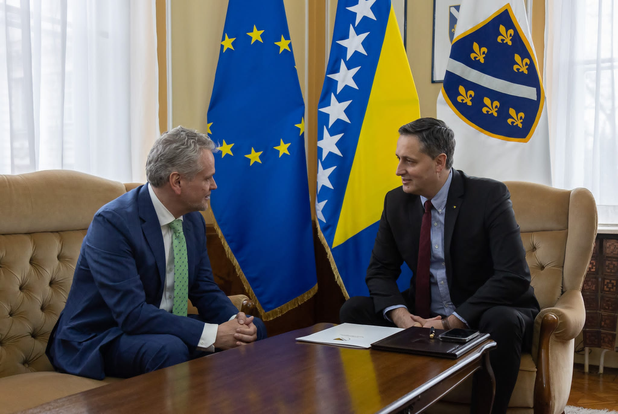 Denis Bećirović razgovarao je sa šefom Delegacije Evropske unije u BiH Johannom Sattlerom o procesu evropskih integracija Bosne i Hercegovine