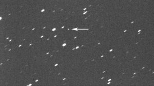 Asteroid dovoljno velik da uništi grad prošao je između Zemlje i Mjeseca i, srećom, promašio i našu planetu i njen prirodni satelit.