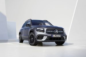 Brojne inovacije i opsežnija standardna oprema čine novi Mercedes-Benz čini GLB kompaktni SUV još privlačnijim za kupce