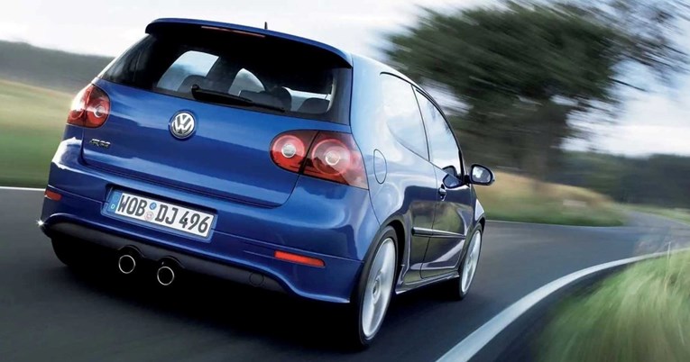 Golf 5 plavi