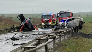 Sedmero mladih poginulo je u sudaru na obilaznici u blizini njemačkog Bad Langensalza u centralnoj Njemačkoj