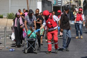 Između 1.500 i 3.000 Palestinaca napustilo je svoje domove u izbjegličkom kampu Jenin usred izraelske vojne operacije